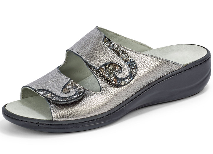 Sandaletter & slip in-skor - Slip-in-skor från Mubb med dekorativa infällningar, i storlek 036 till 042, i färg ANTIK BRONS Utsikt 1