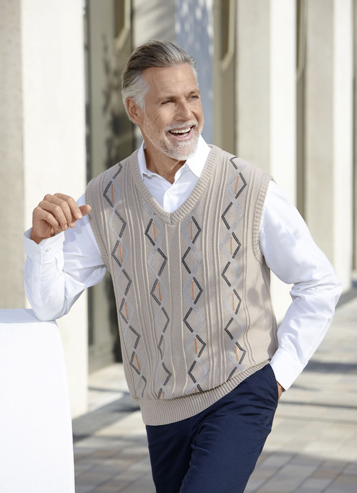 Tröjor & stickat mode - V-ringad tröjaväst i 2 färger, i storlek 046 till 060, i färg BEIGE Utsikt 1