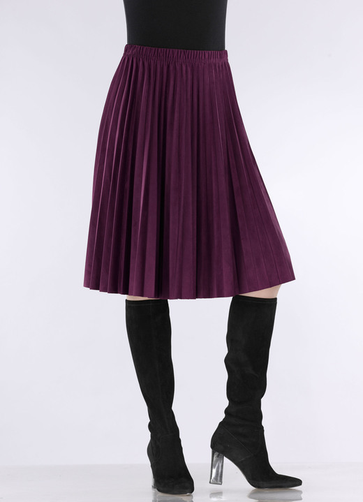 Kjolar - Veckad kjol i modern mocka av hög kvalitet, i storlek 034 till 052, i färg BORDEAUX Utsikt 1