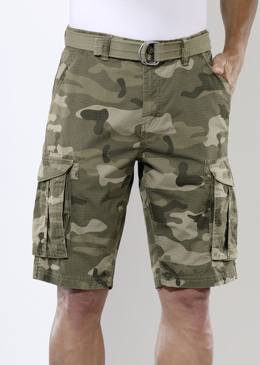 Shorts & bermudashorts - Bermudashorts med bälte och cargofickor i 2 färger, i storlek 046 till 062, i färg OLIV-BEIGE Utsikt 1