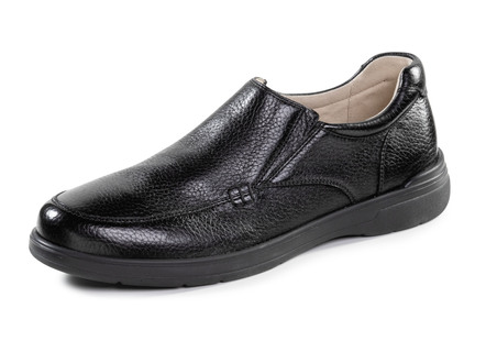 Slip-on-sko tillverkad av mjukt, narvat hjortnappaläder