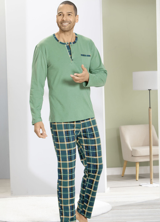 Nattplagg - Pyjamas med kontrasterande kant på knappslå och bröstficka, i storlek 046 till 060, i färg MÖRKGRÖN-GRÖN-GUL Utsikt 1